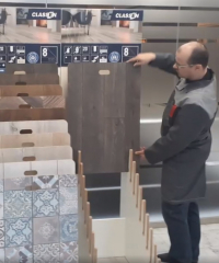 Видеоинструкция по сборке стенда для ламината